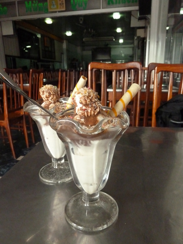 Ice cream Sundaes